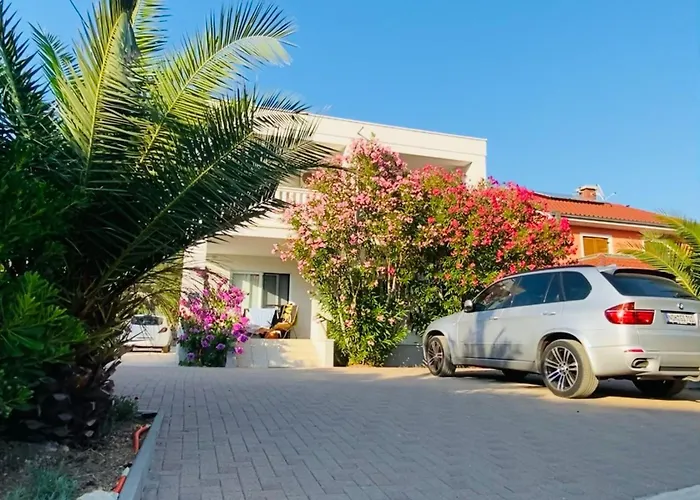 Διαμέρισμα Mr. Hall *