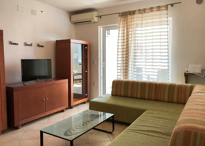 Mr. Hall Apartament Barbat na Rabu